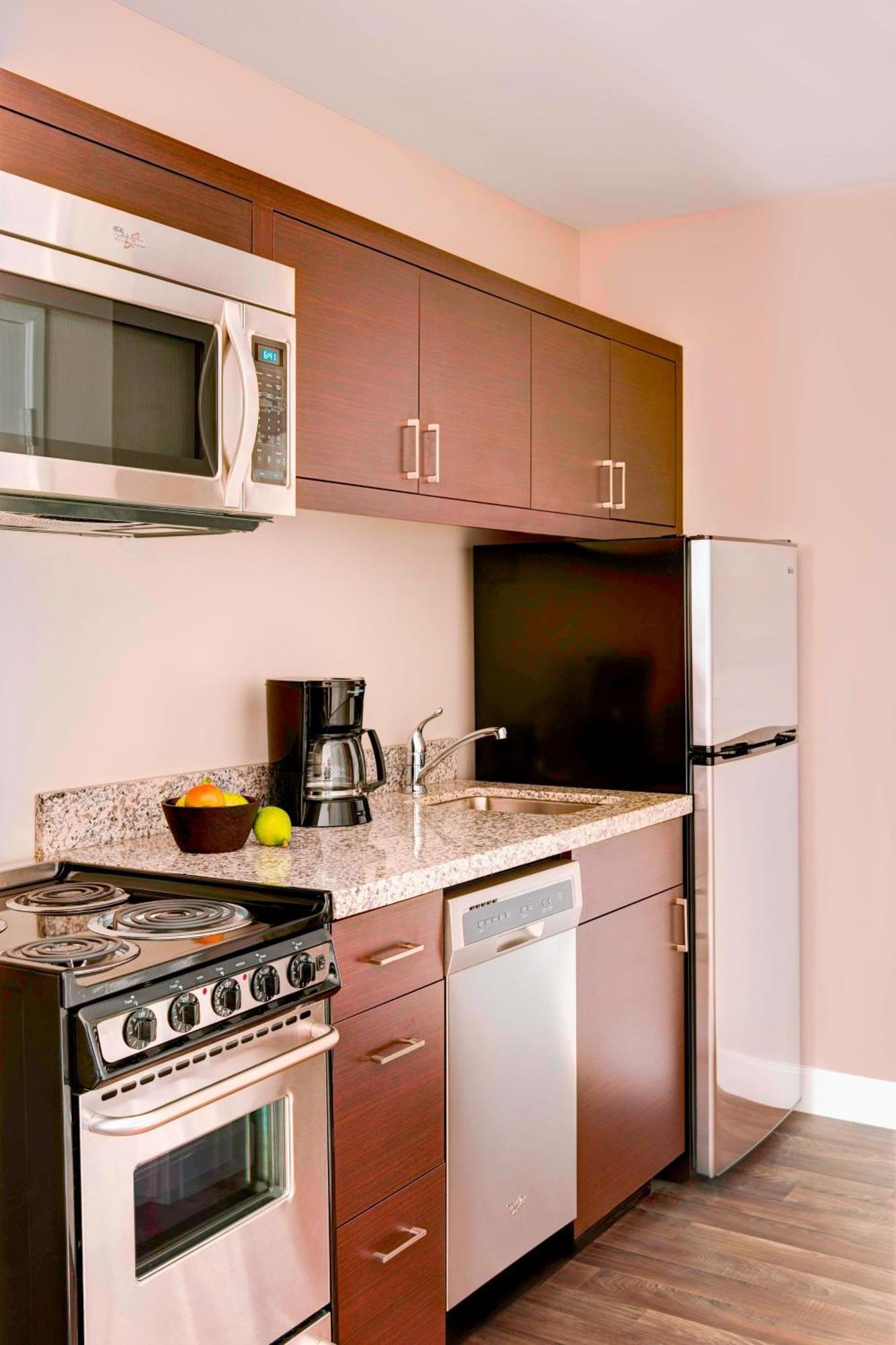 Towneplace Suites By Marriott Houston Бейтаун Екстериор снимка